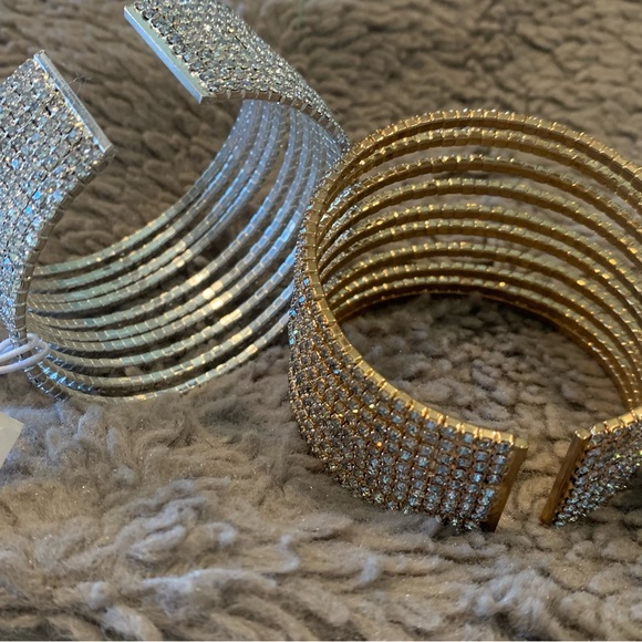 Elegant Gold and Silver Cuff Bracelets - Picture 2 of 4